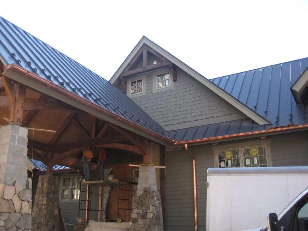 Craftsman Roofing team delivering quality roofing work in Hewlett Bay Park